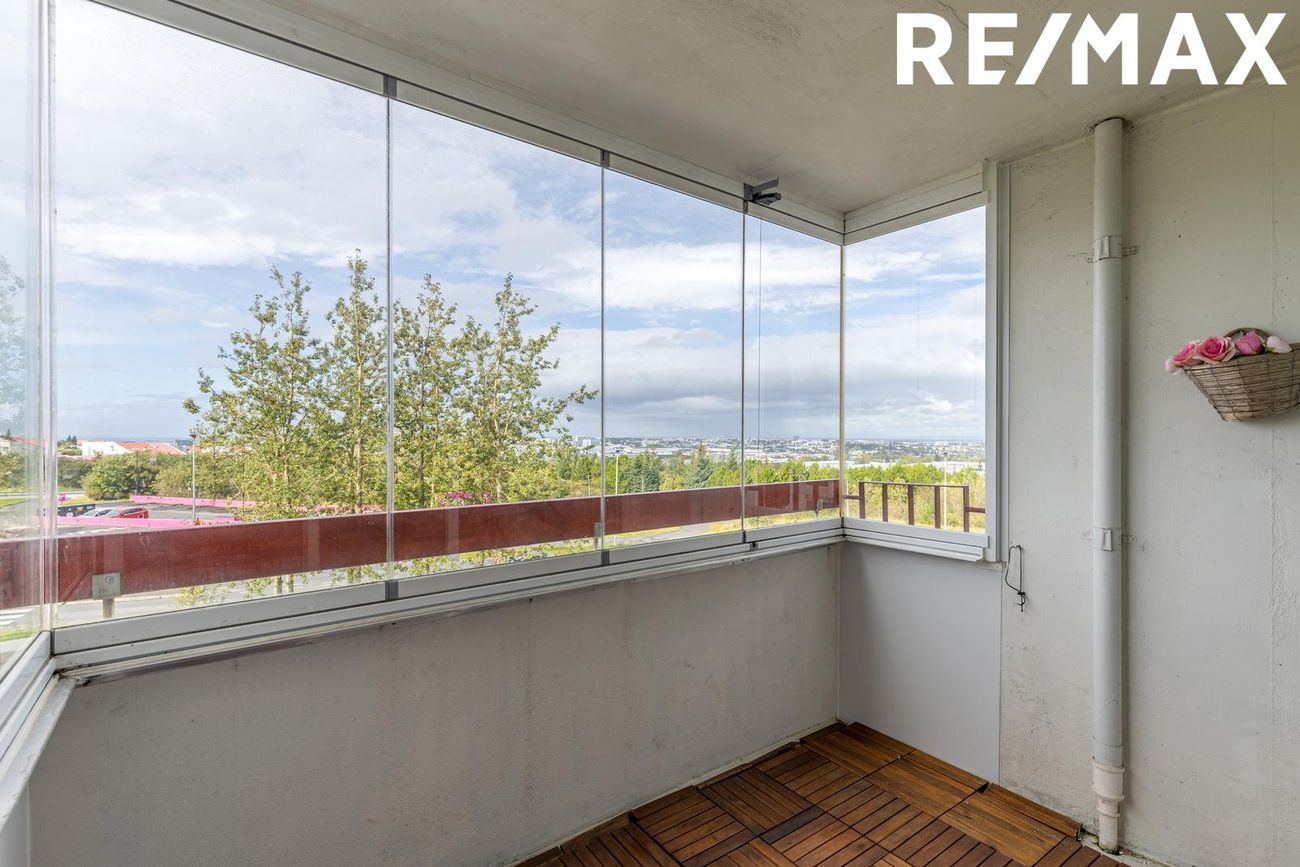 Æsufell 2, 111 Reykjavík