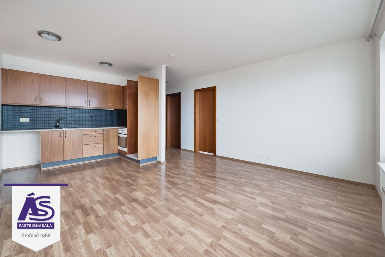 Þrastarás 18, 221 Hafnarfjörður