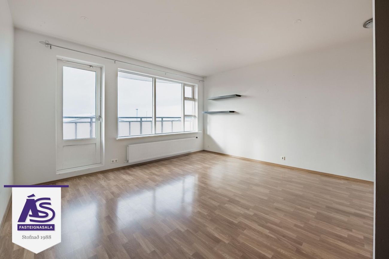 Þrastarás 18, 221 Hafnarfjörður