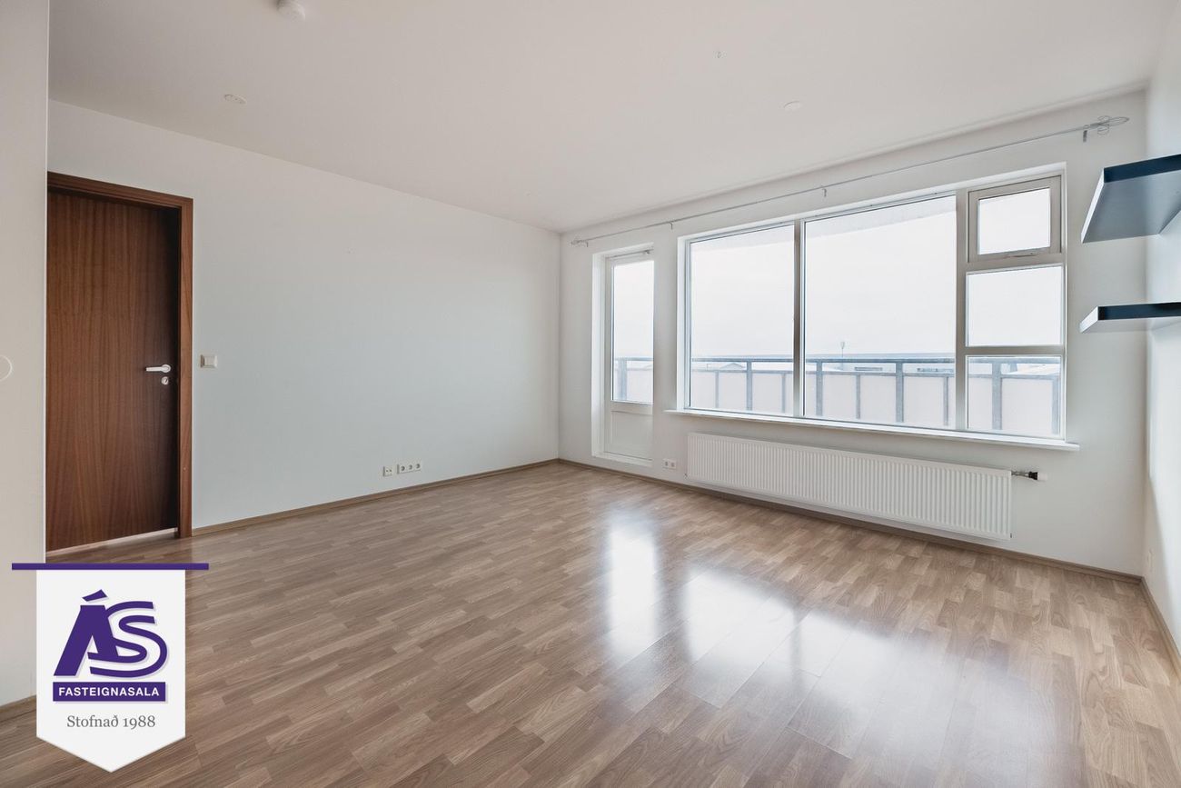 Þrastarás 18, 221 Hafnarfjörður