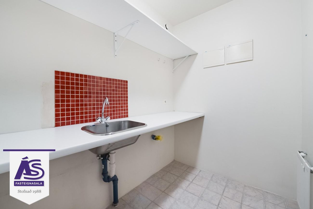 Þrastarás 18, 221 Hafnarfjörður