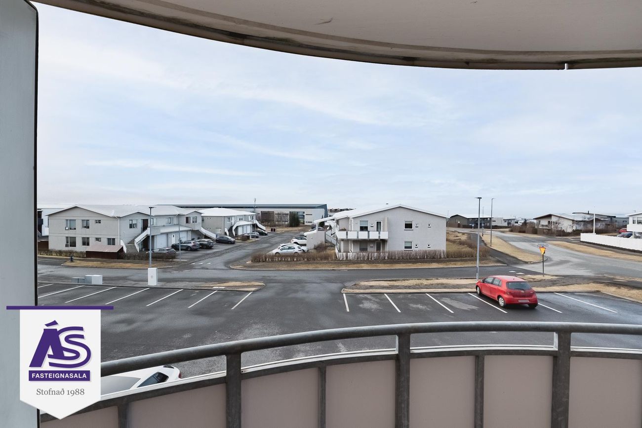 Þrastarás 18, 221 Hafnarfjörður