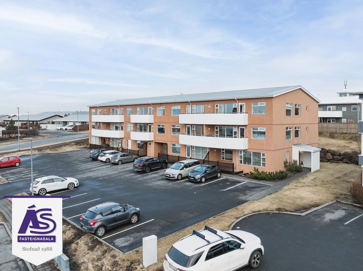 Þrastarás 18, 221 Hafnarfjörður