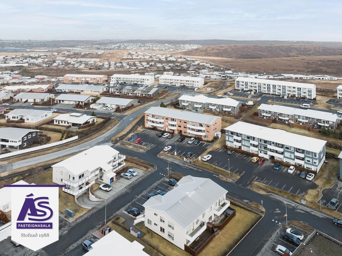 Þrastarás 18, 221 Hafnarfjörður