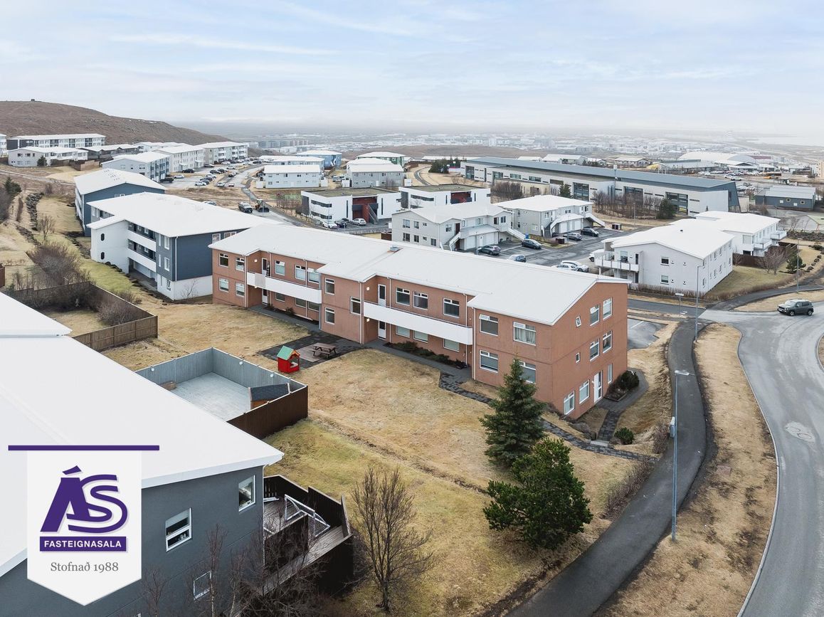 Þrastarás 18, 221 Hafnarfjörður