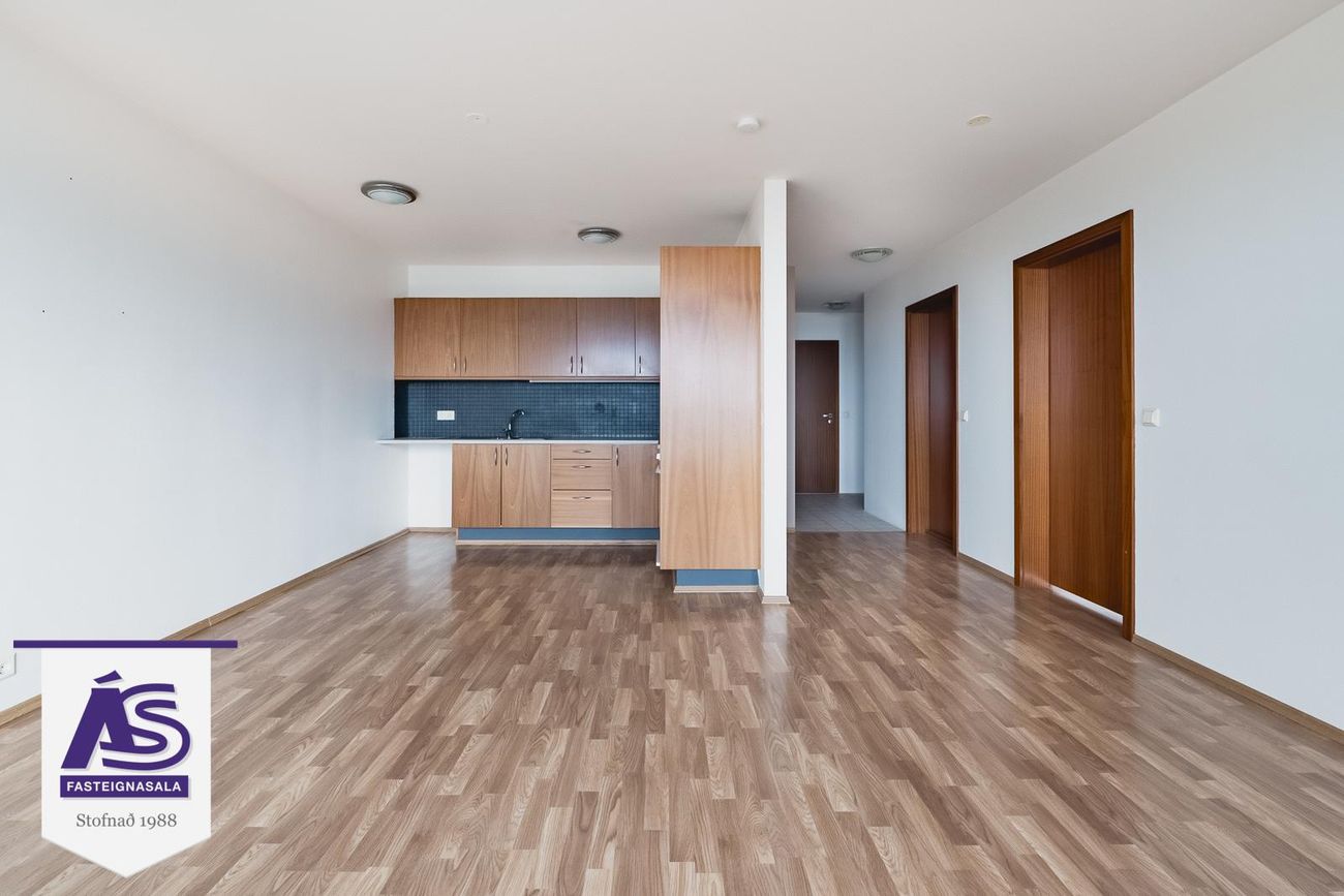 Þrastarás 18, 221 Hafnarfjörður