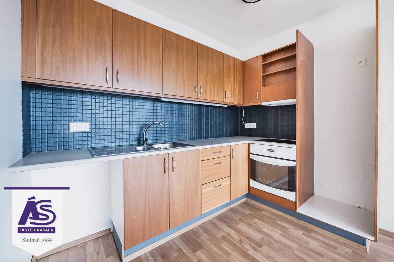 Þrastarás 18, 221 Hafnarfjörður