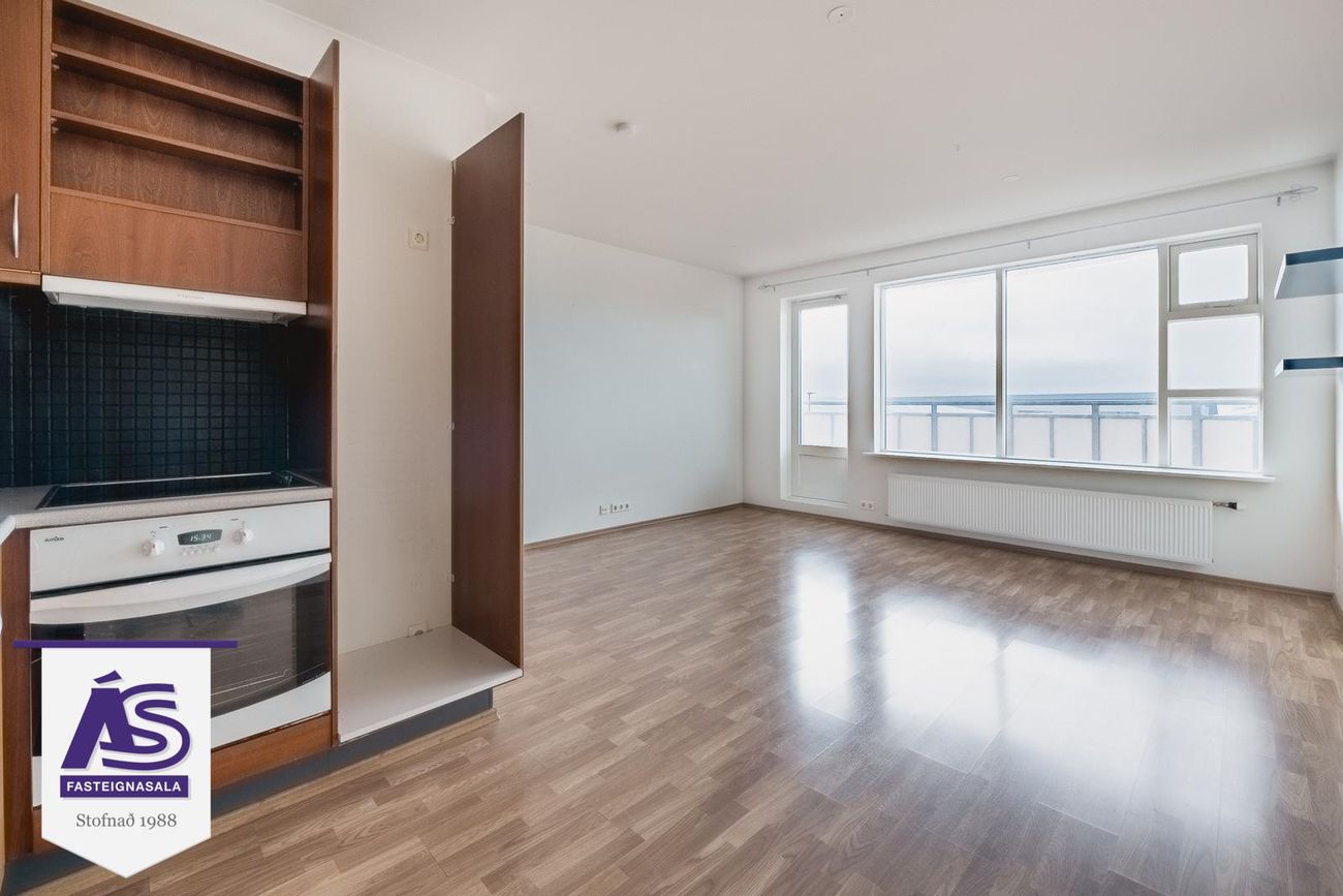 Þrastarás 18, 221 Hafnarfjörður