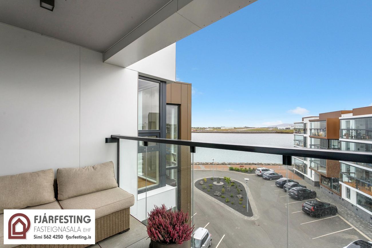Naustavör 62, 200 Kópavogur
