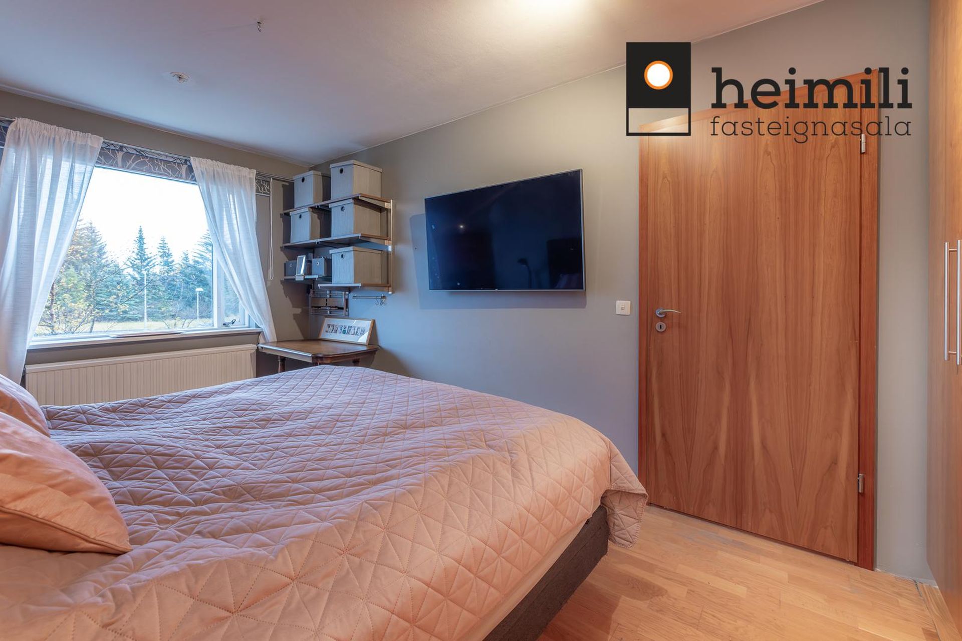 Hraunbær 196, 110 Reykjavík