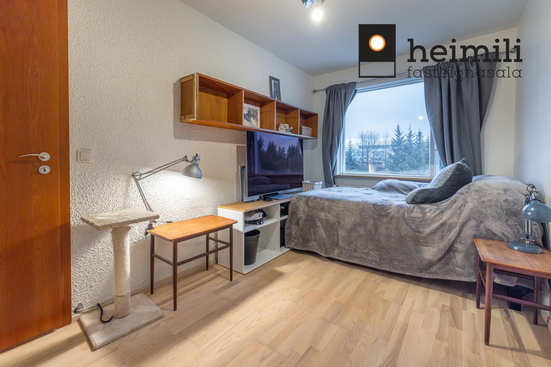 Hraunbær 196, 110 Reykjavík