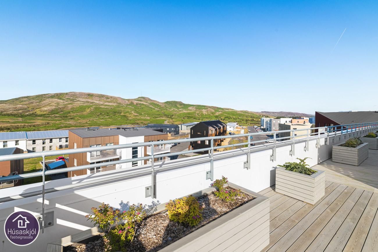 Rökkvatjörn 1, 113 Reykjavík