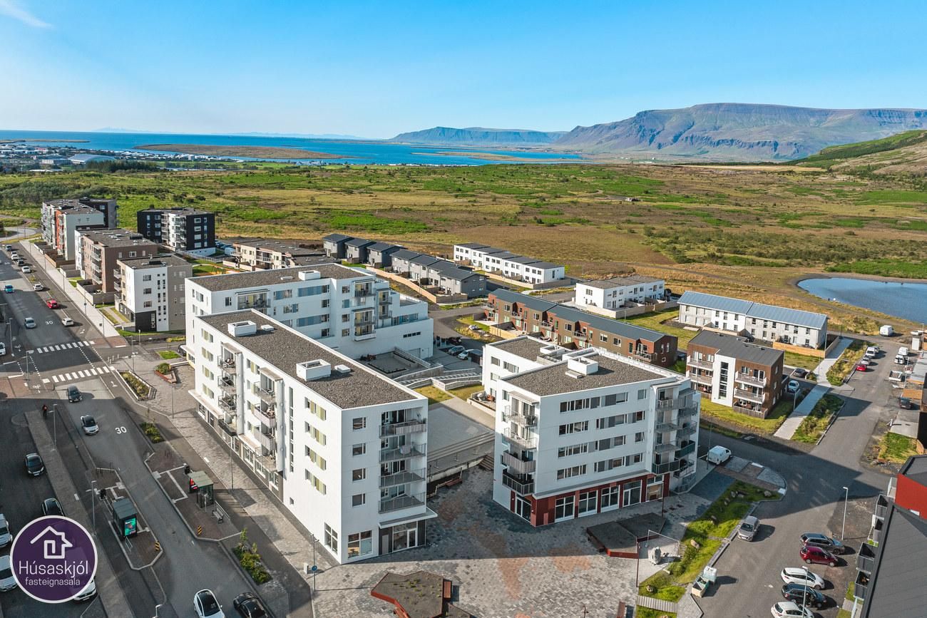 Rökkvatjörn 1, 113 Reykjavík