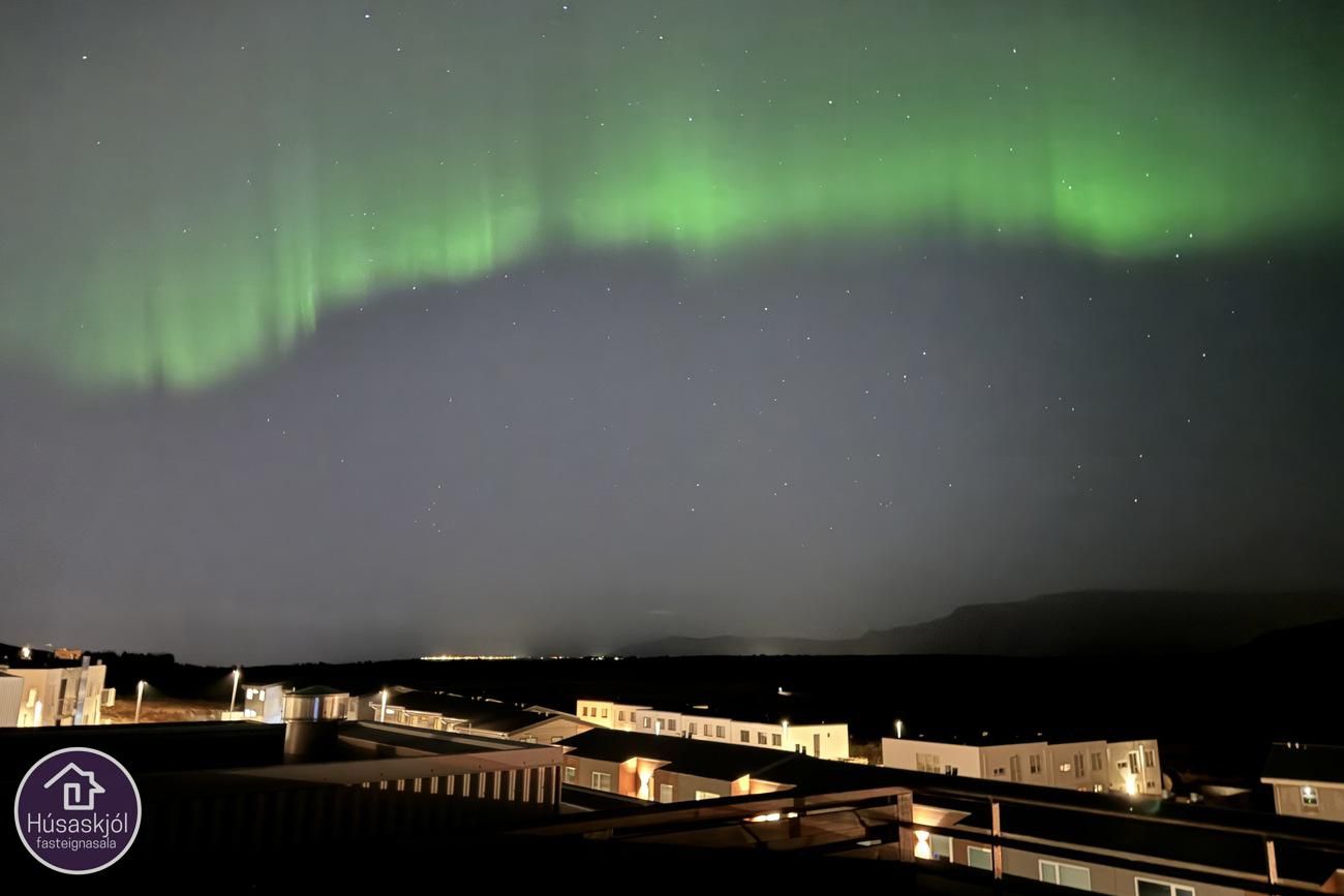 Rökkvatjörn 1, 113 Reykjavík