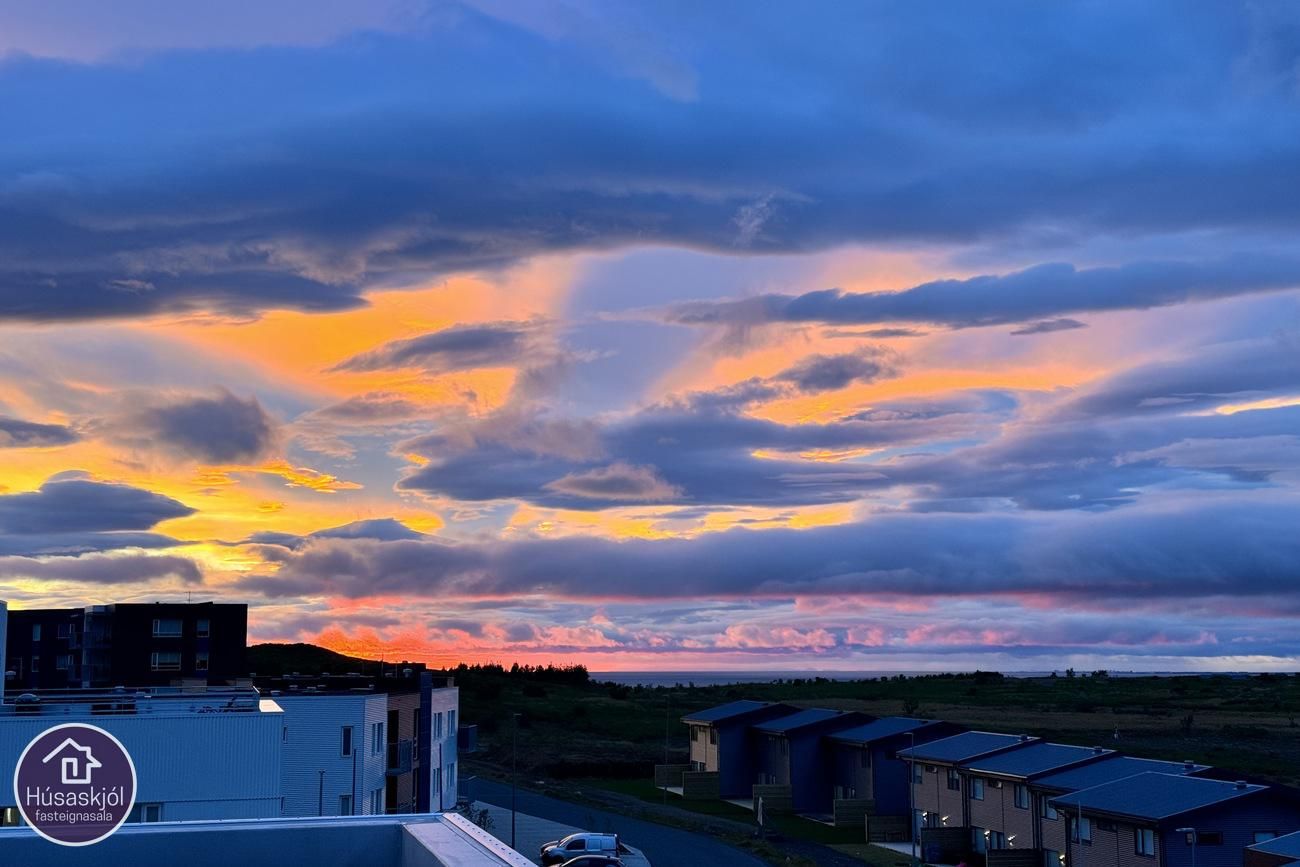 Rökkvatjörn 1, 113 Reykjavík