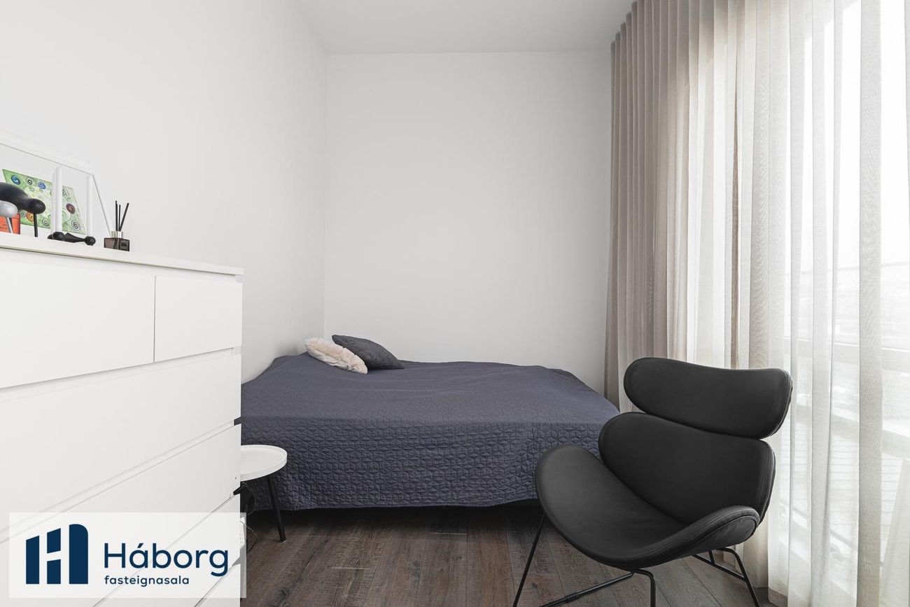 Grensásvegur 1D, 108 Reykjavík