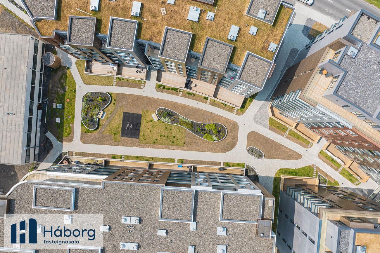 Grensásvegur 1D, 108 Reykjavík