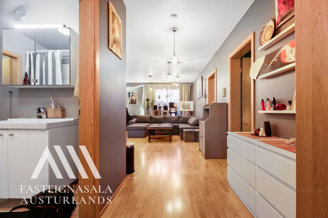 Melgerði 9 - 0204, 730 Fjarða