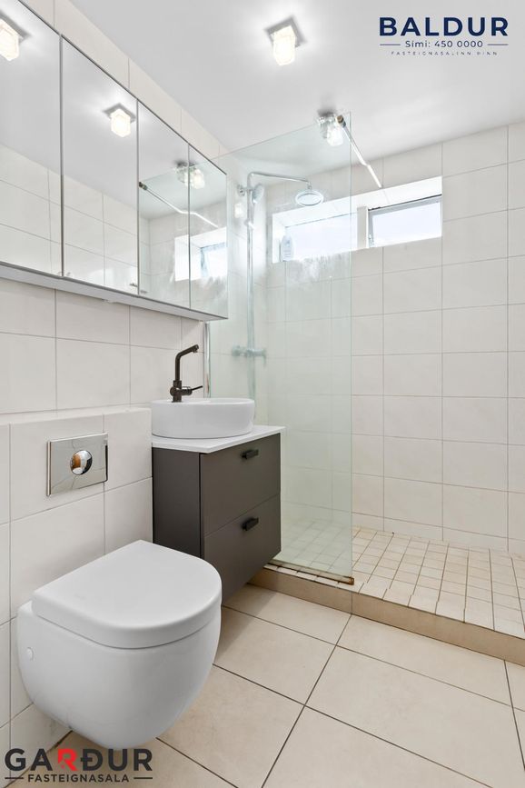 Hringbraut 107, 101 Reykjavík