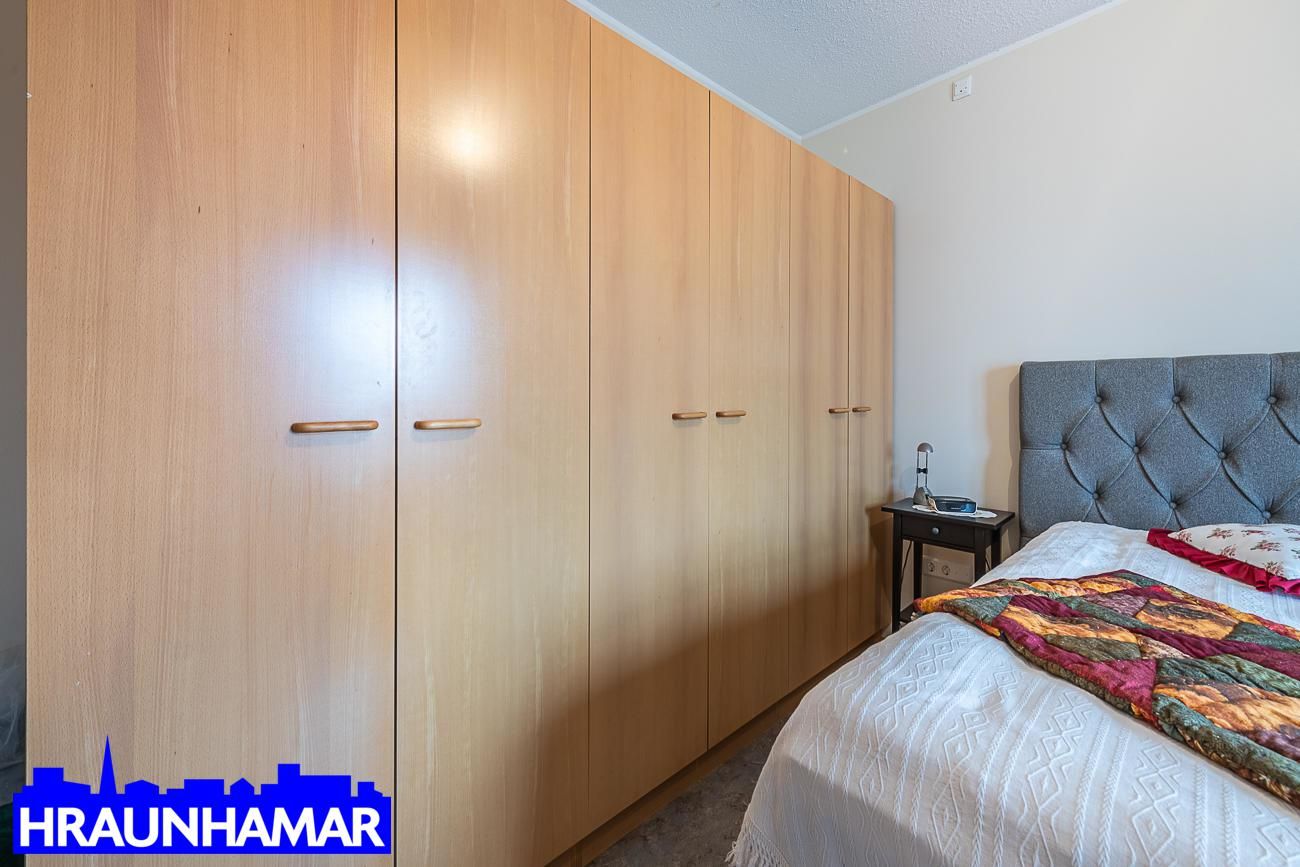 Sólvangsvegur 1, 220 Hafnarfjörður