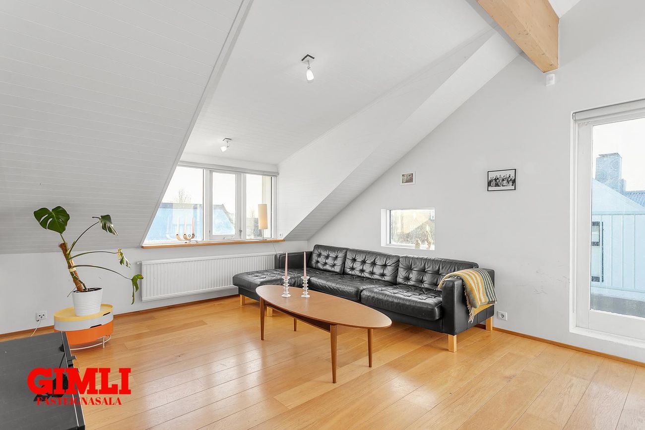 Bragagata 25, 101 Reykjavík