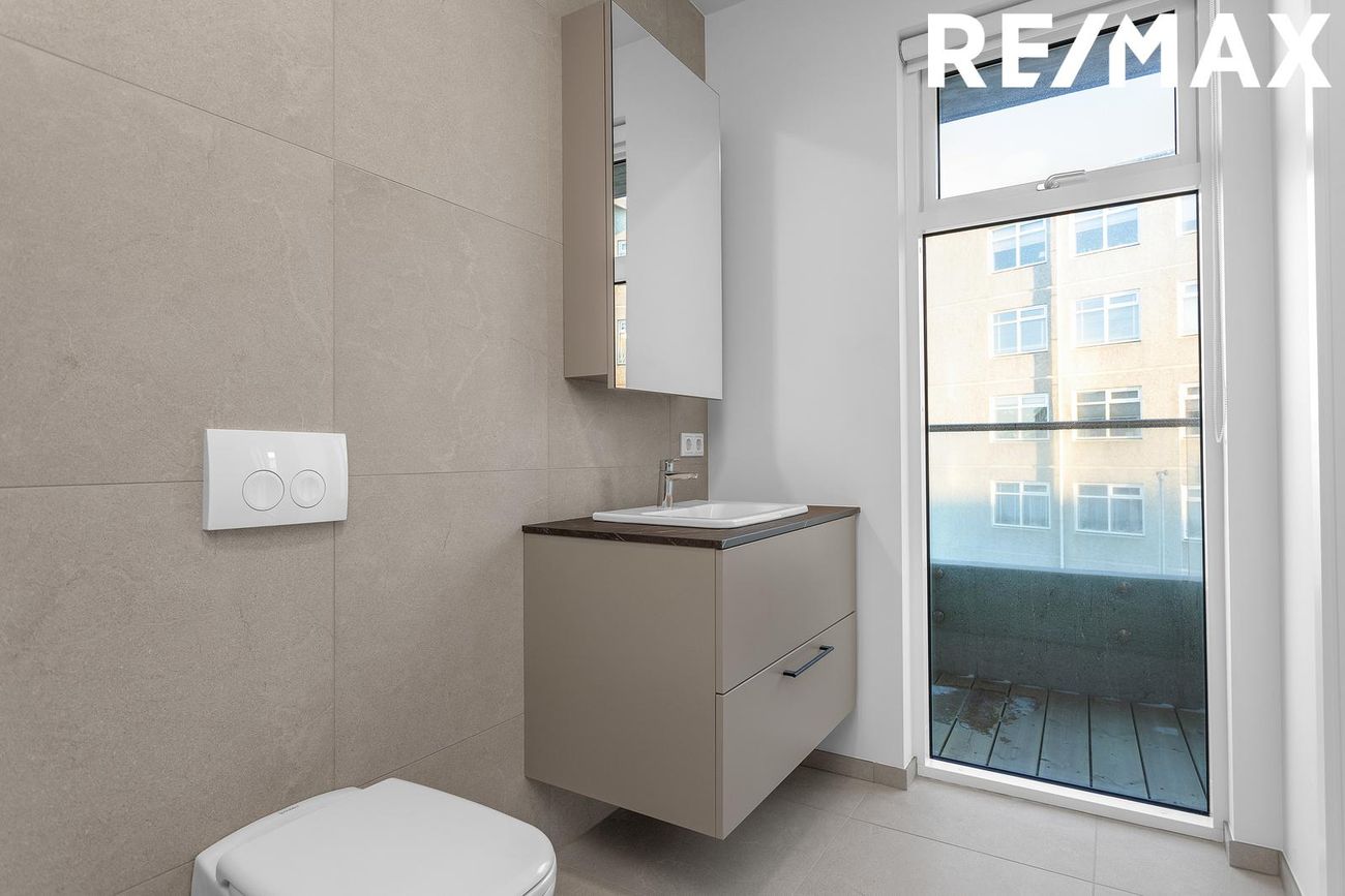 Hringbraut 120 - 0211, 101 Reykjavík