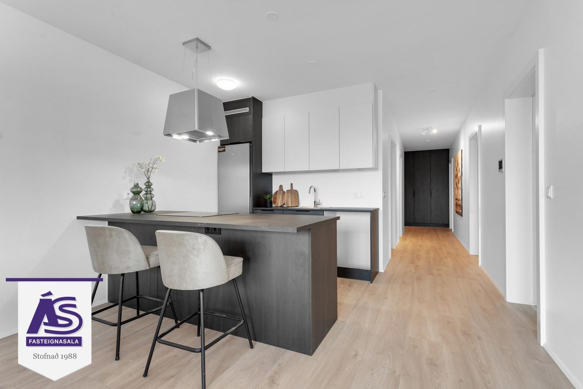 Hringhamar 23, 221 Hafnarfjörður