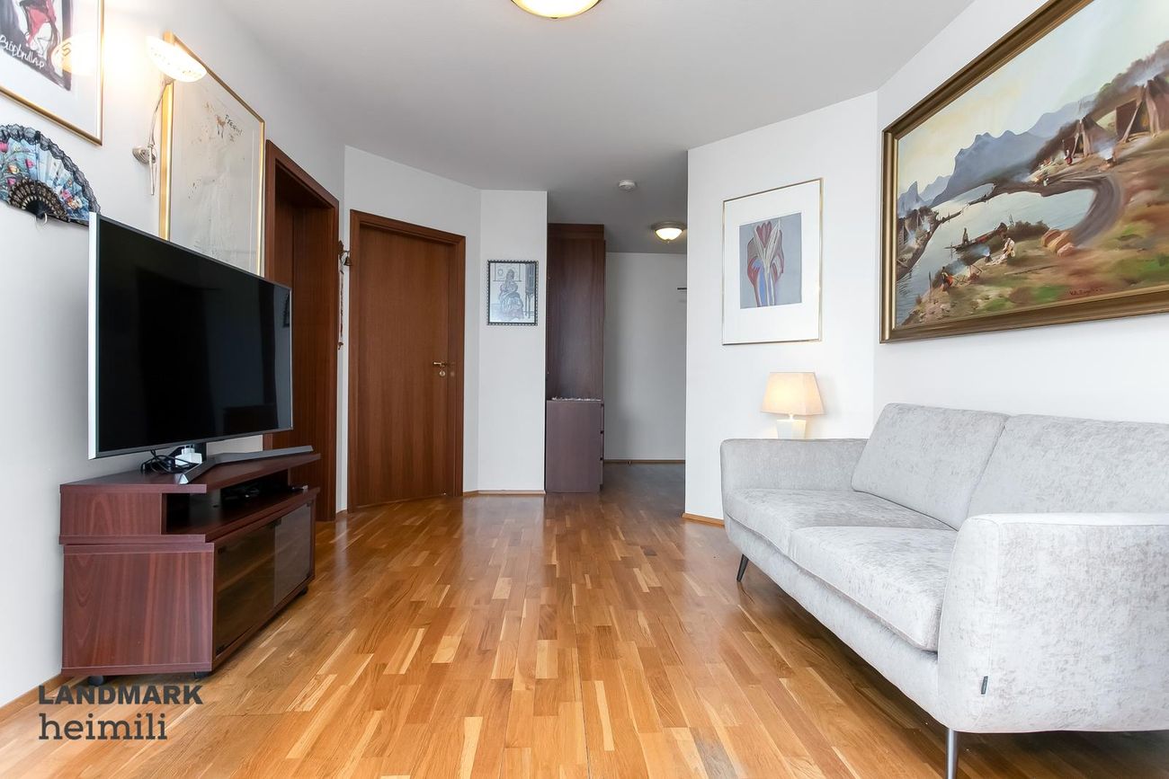 Barðastaðir 7, 112 Reykjavík