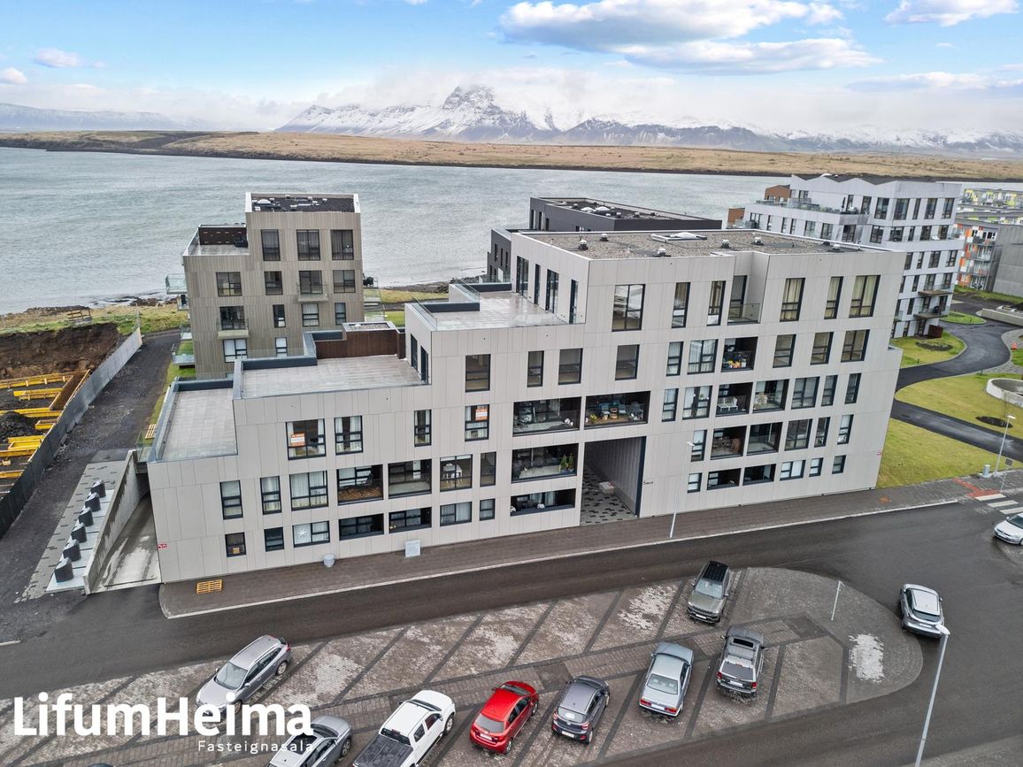 Jöfursbás 5, 112 Reykjavík