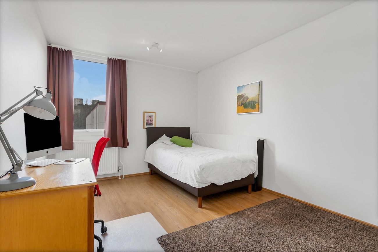 Ferjubakki 12, 109 Reykjavík