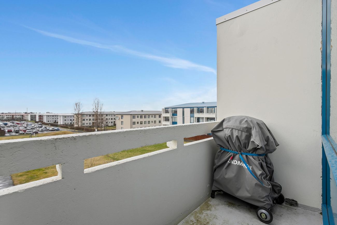 Ferjubakki 12, 109 Reykjavík