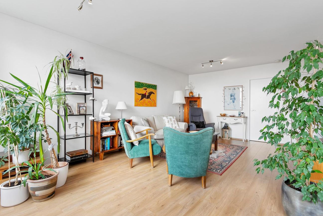 Ferjubakki 12, 109 Reykjavík