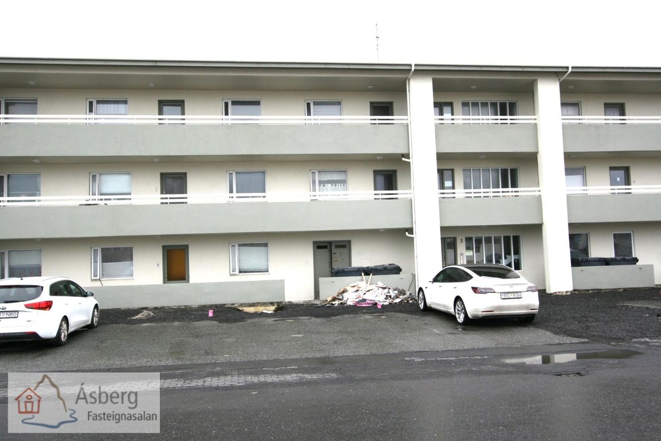 Hjallavegur 3 - 0203, 260 Reykjanesbær
