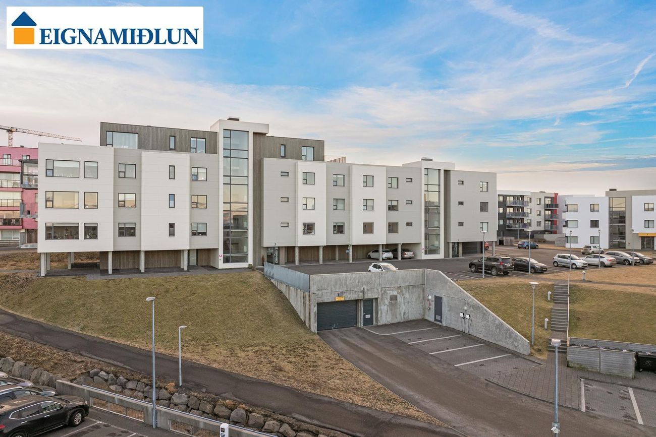 Lynggata 1, 210 Garðabær