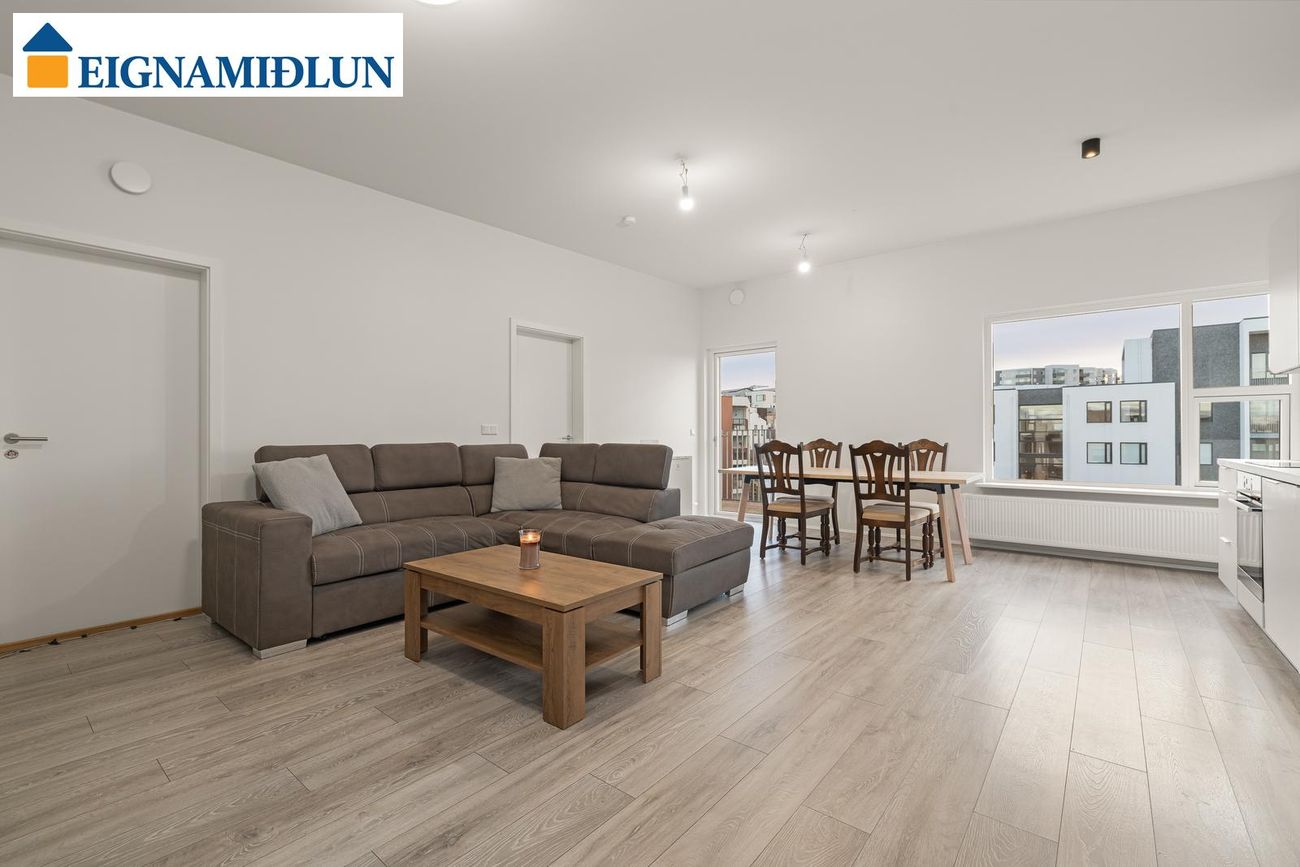 Lynggata 1, 210 Garðabær