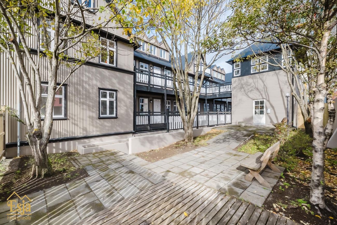 Hverfisgata 83, 101 Reykjavík