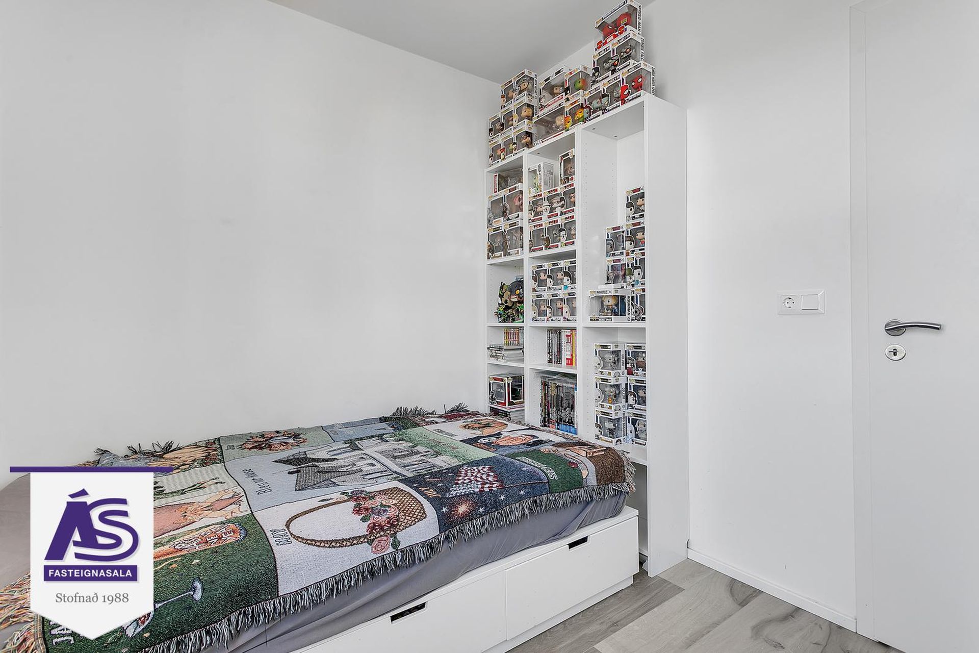 Dalsbraut 4, 260 Reykjanesbær