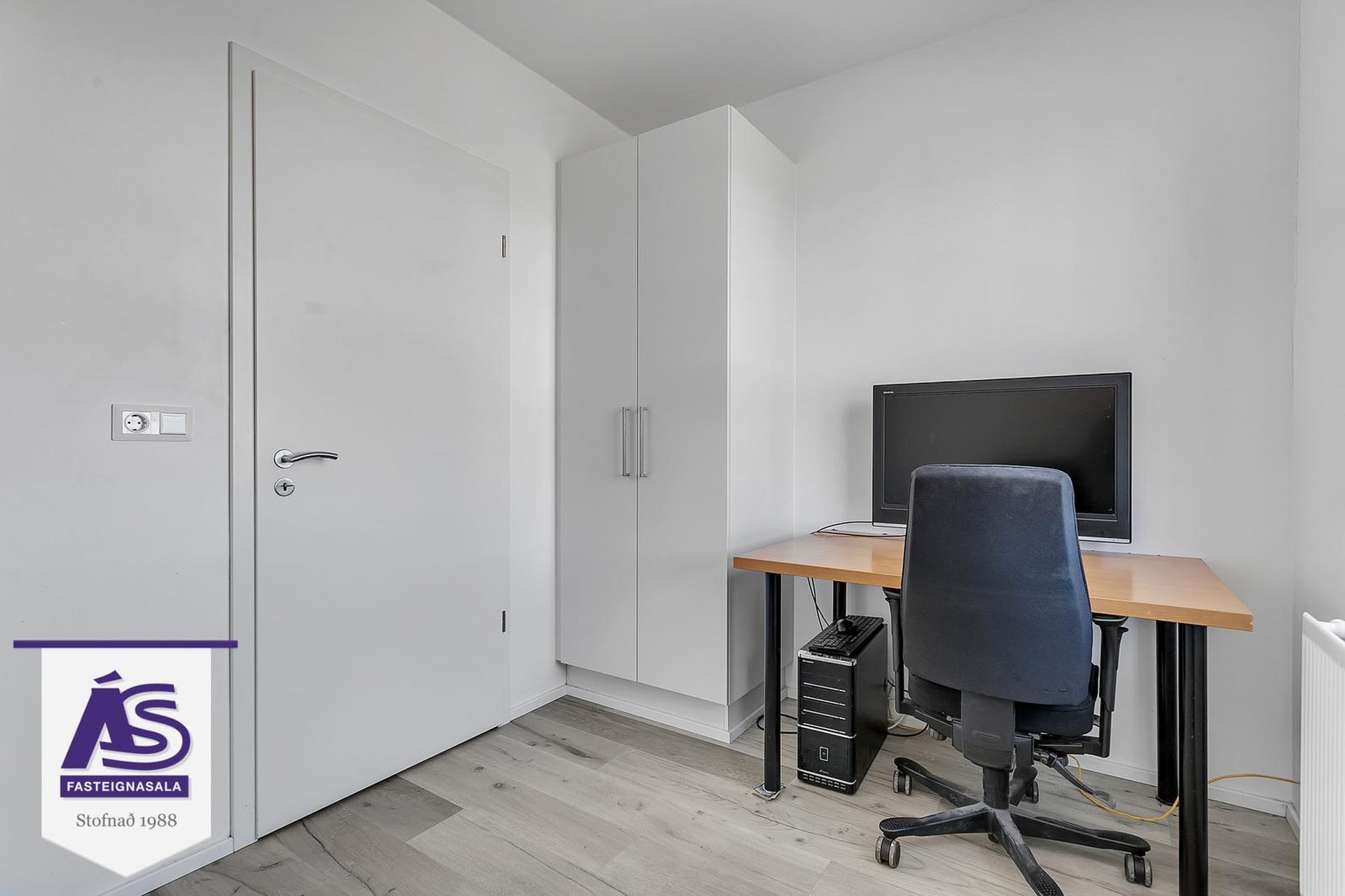 Dalsbraut 4, 260 Reykjanesbær