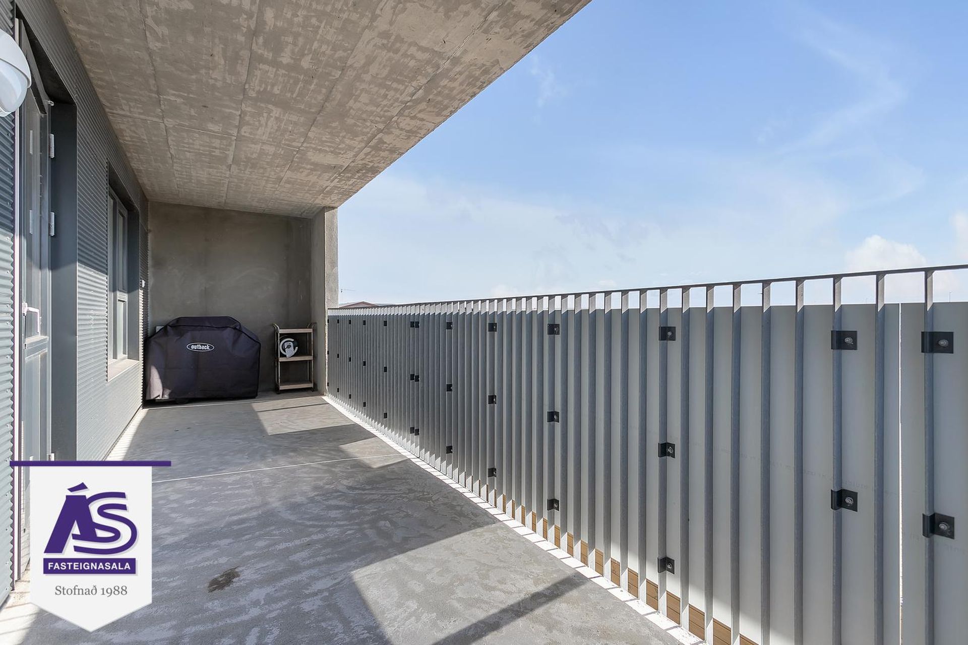 Dalsbraut 4, 260 Reykjanesbær