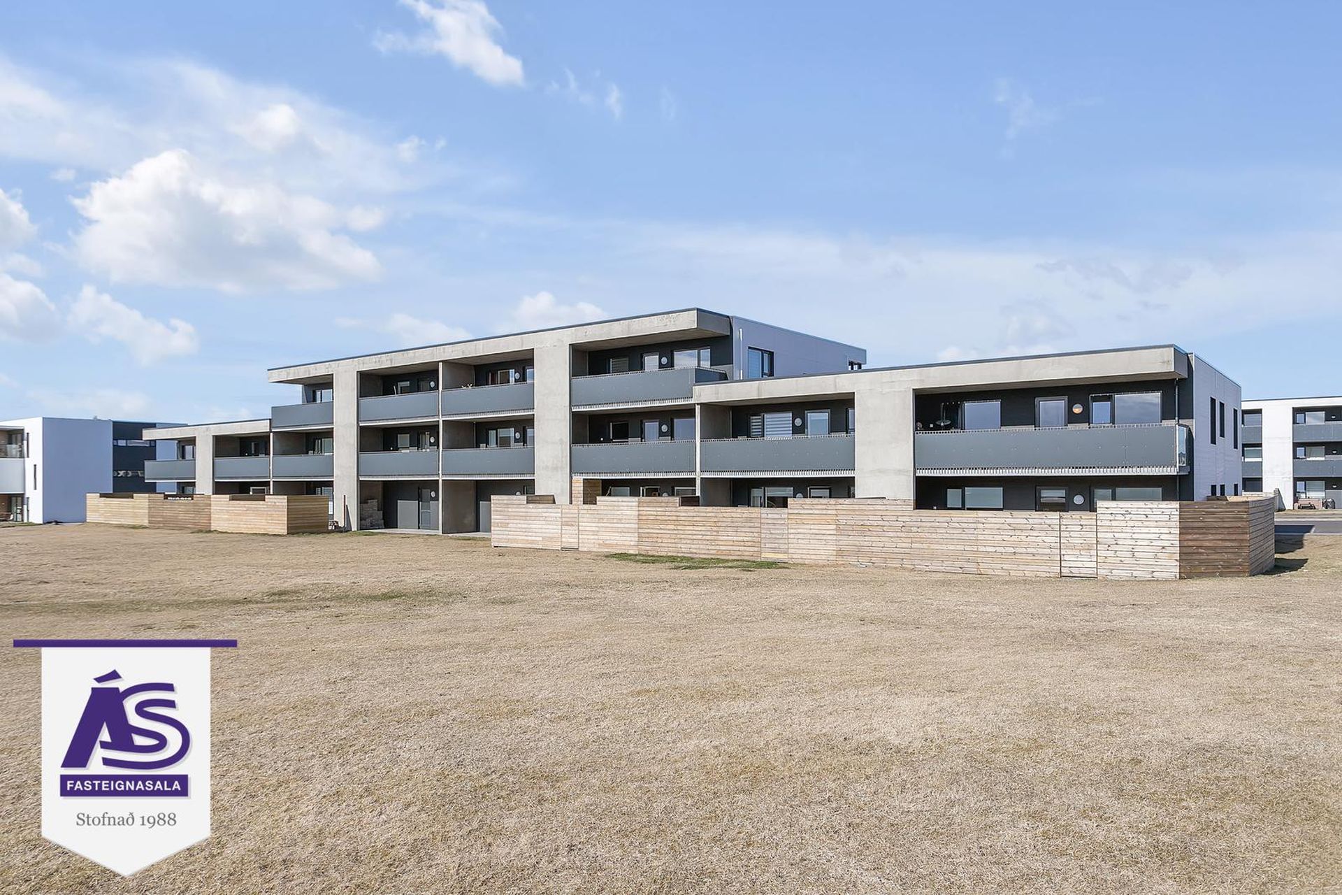 Dalsbraut 4, 260 Reykjanesbær