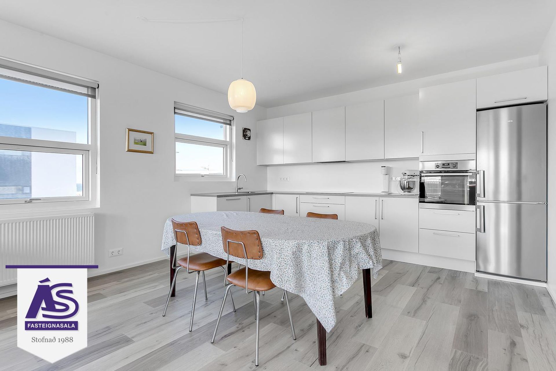 Dalsbraut 4, 260 Reykjanesbær