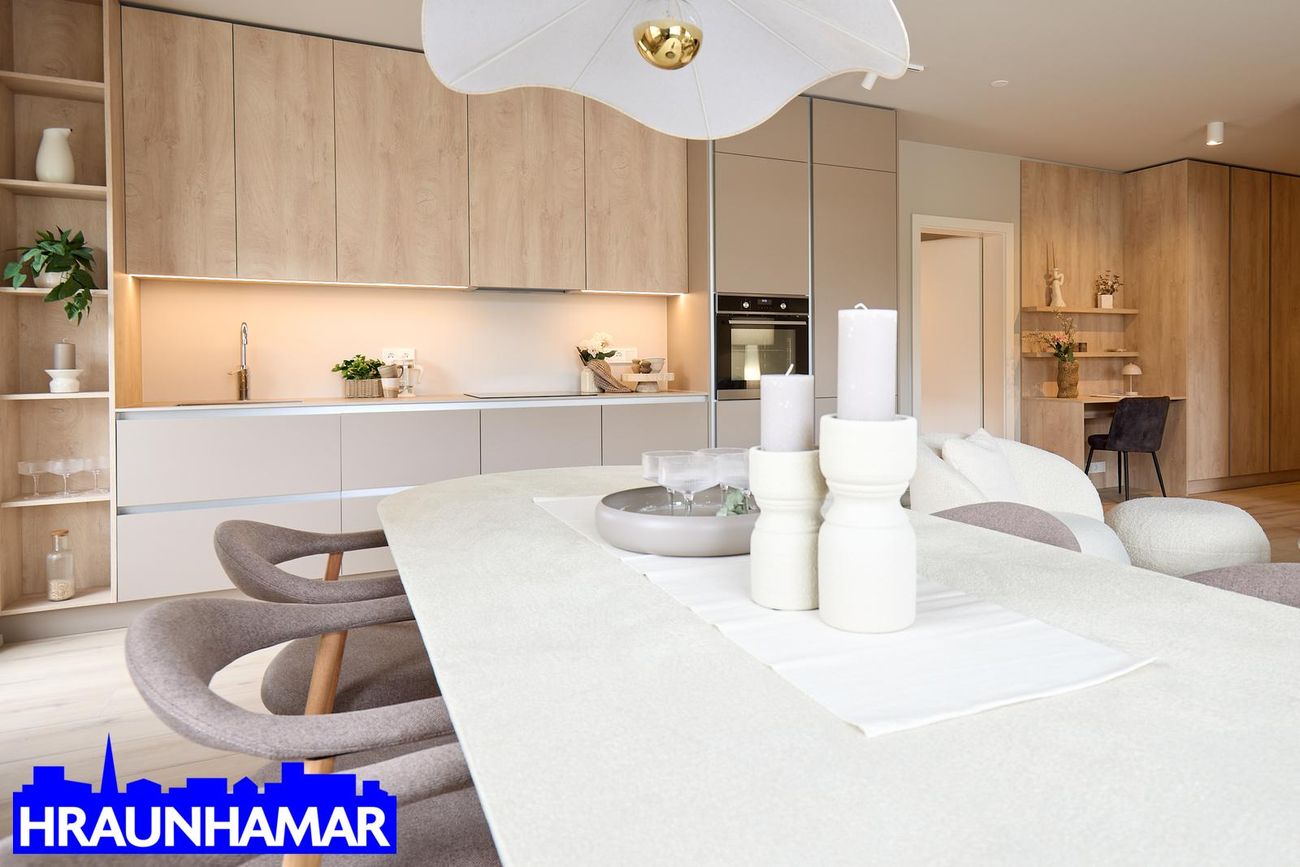 Baughamar 5, 221 Hafnarfjörður
