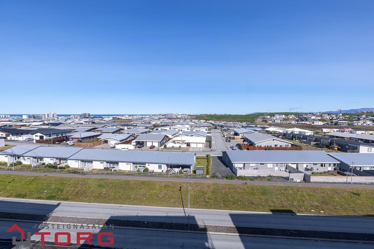 Áshamar 10, 221 Hafnarfjörður