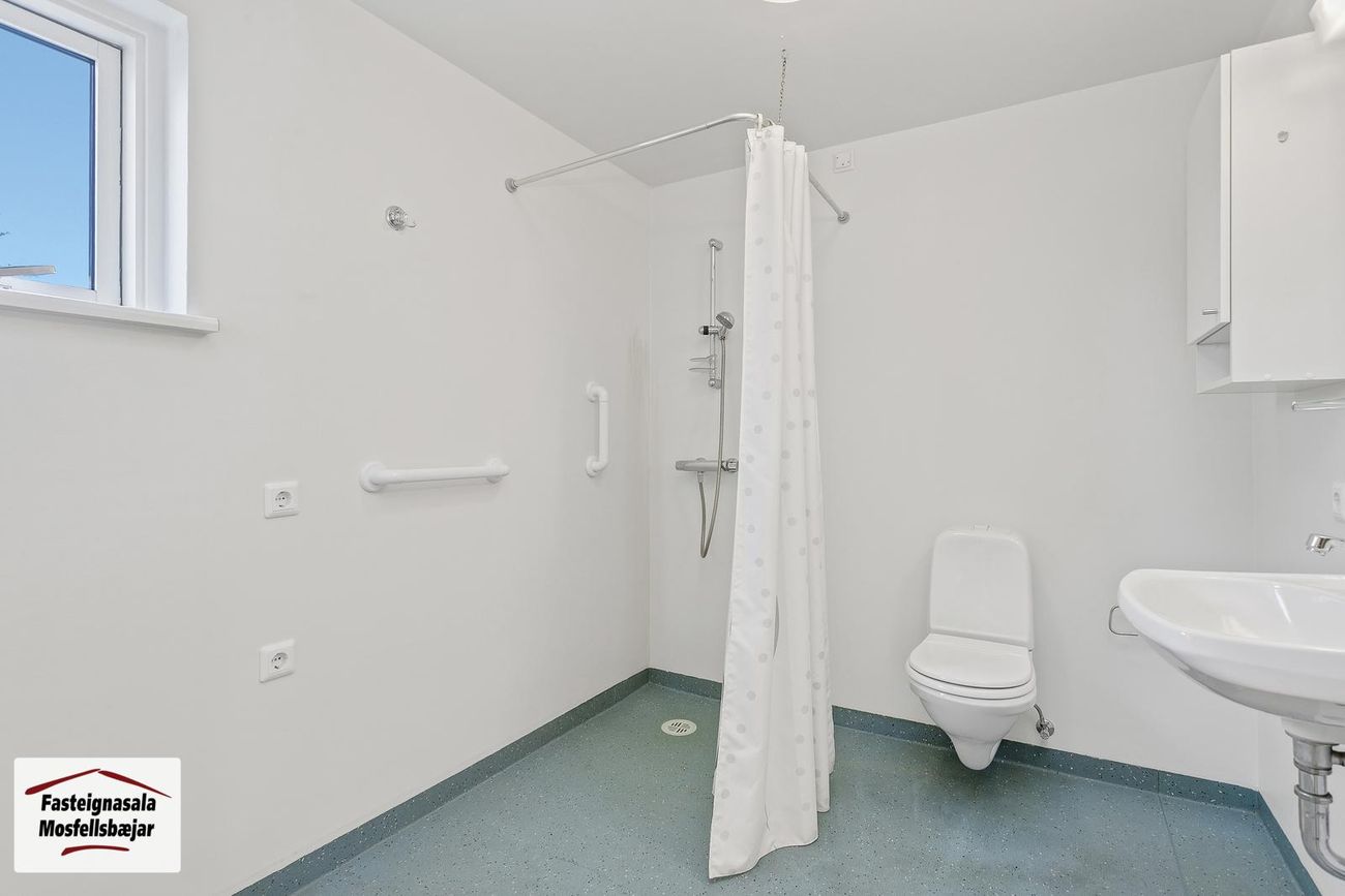 Sólvangsvegur 3, 220 Hafnarfjörður