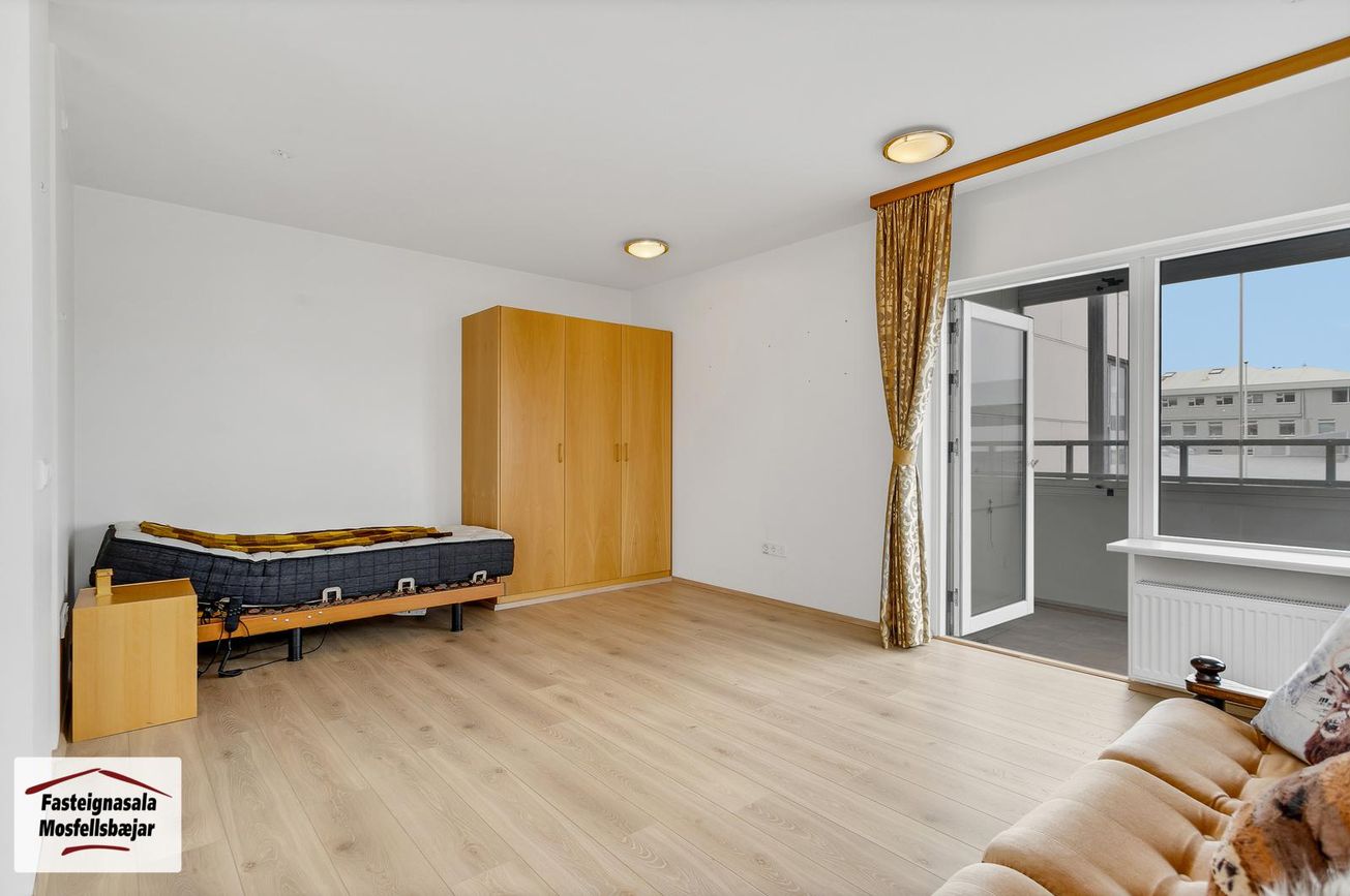 Sólvangsvegur 3, 220 Hafnarfjörður