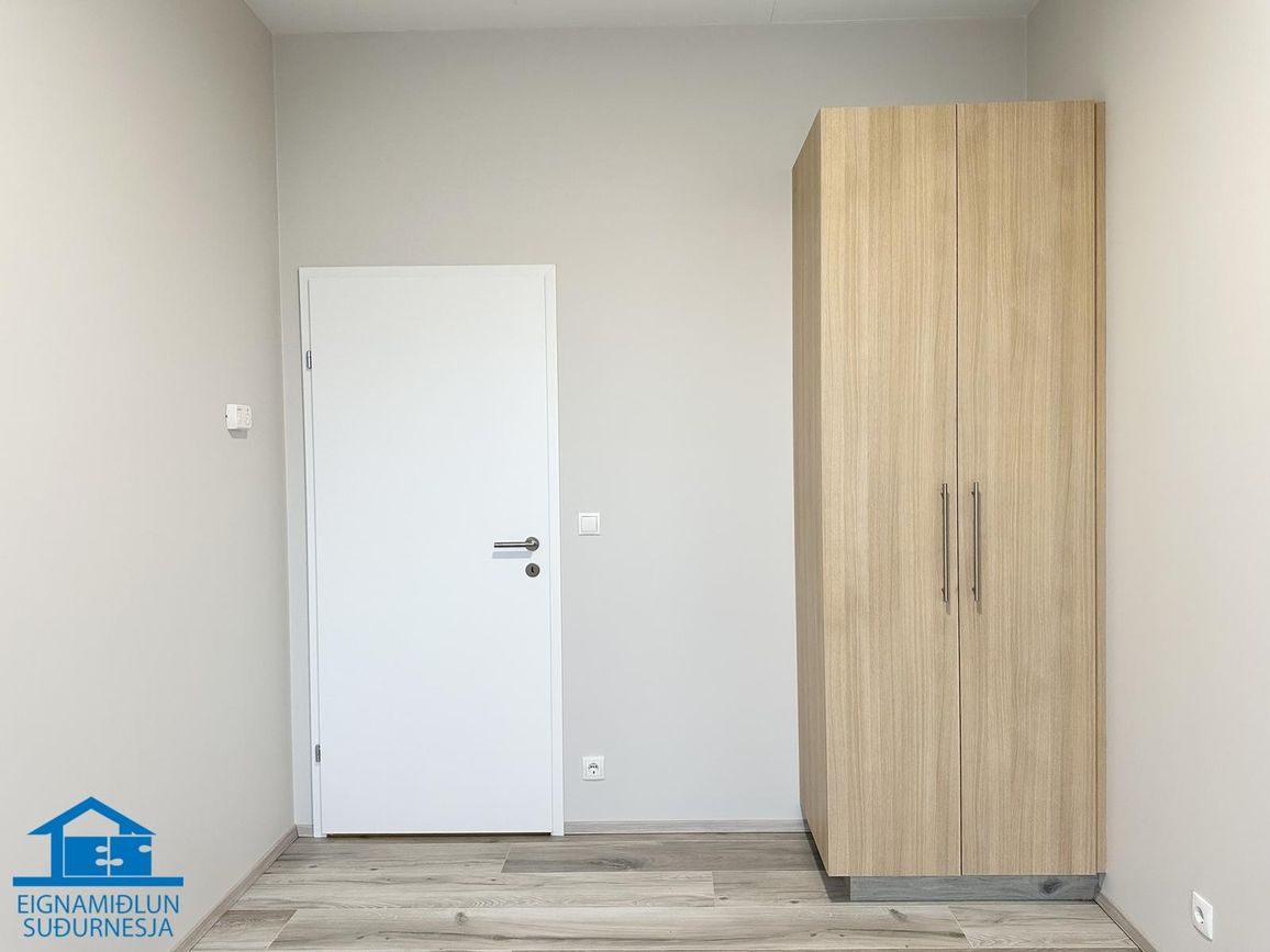 Tjarnabraut 14, 260 Reykjanesbær