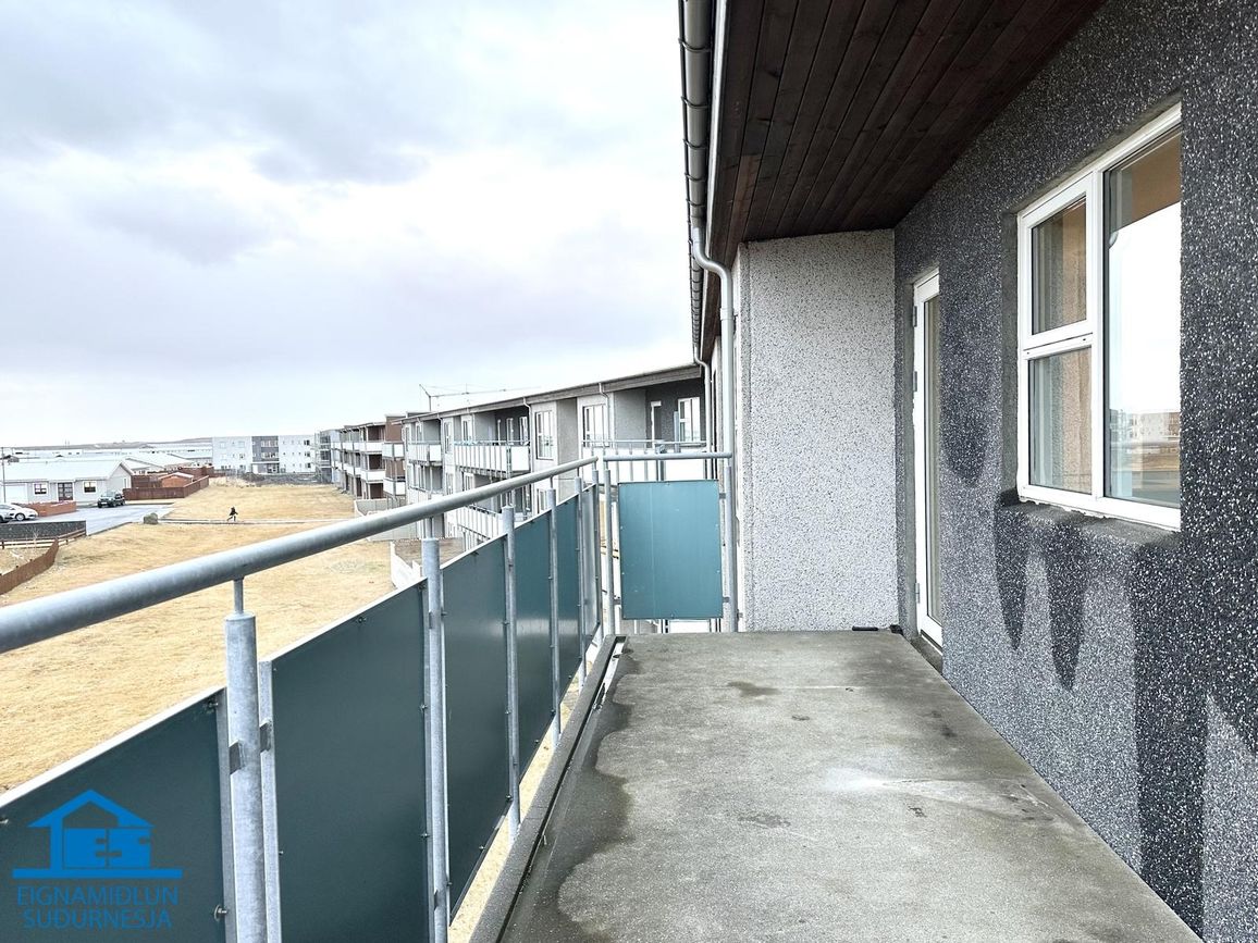 Tjarnabraut 14, 260 Reykjanesbær