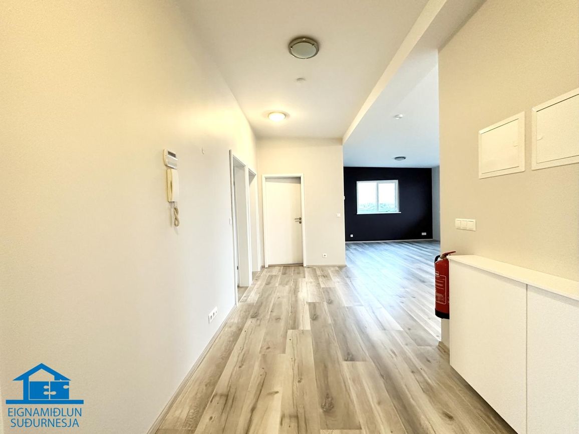 Tjarnabraut 14, 260 Reykjanesbær