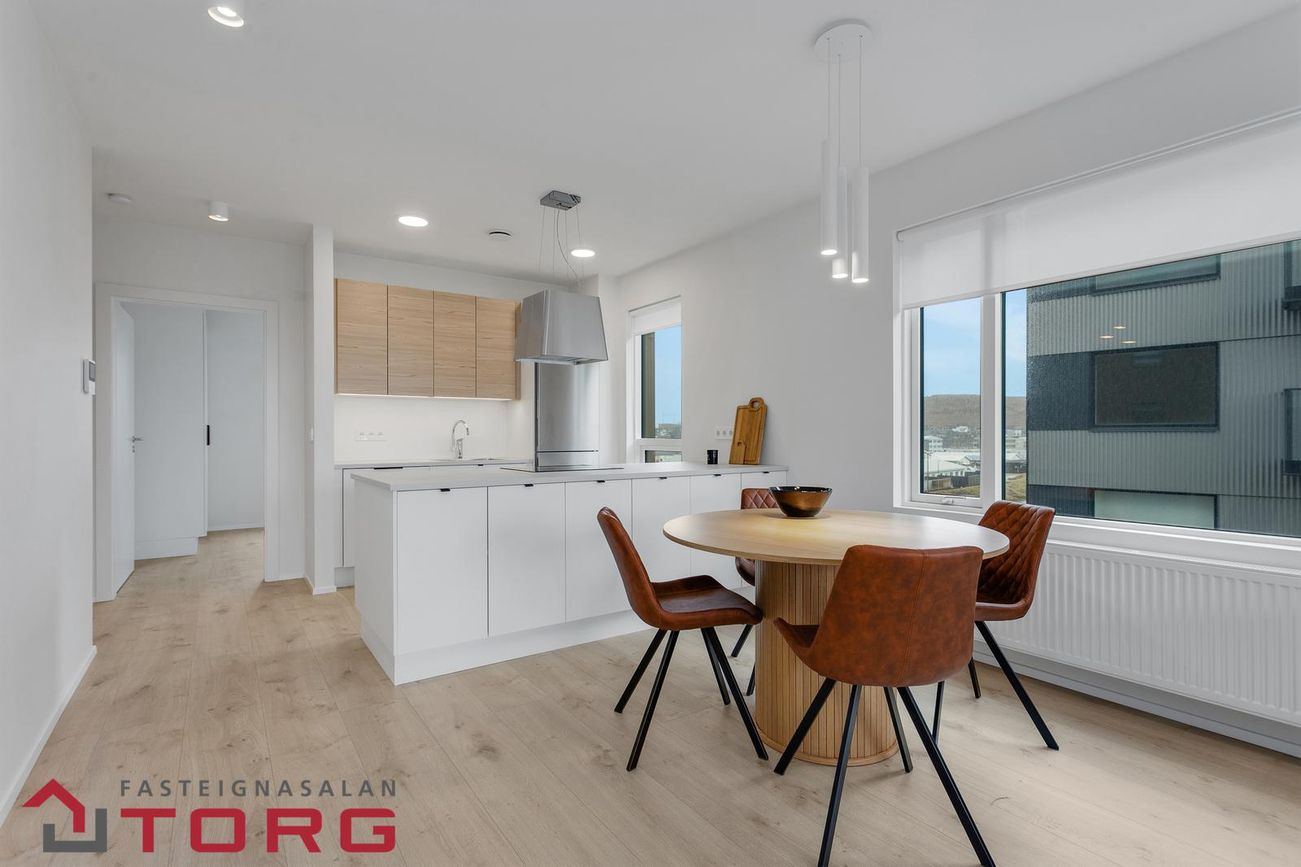 Áshamar 16 - 0208, 221 Hafnarfjörður