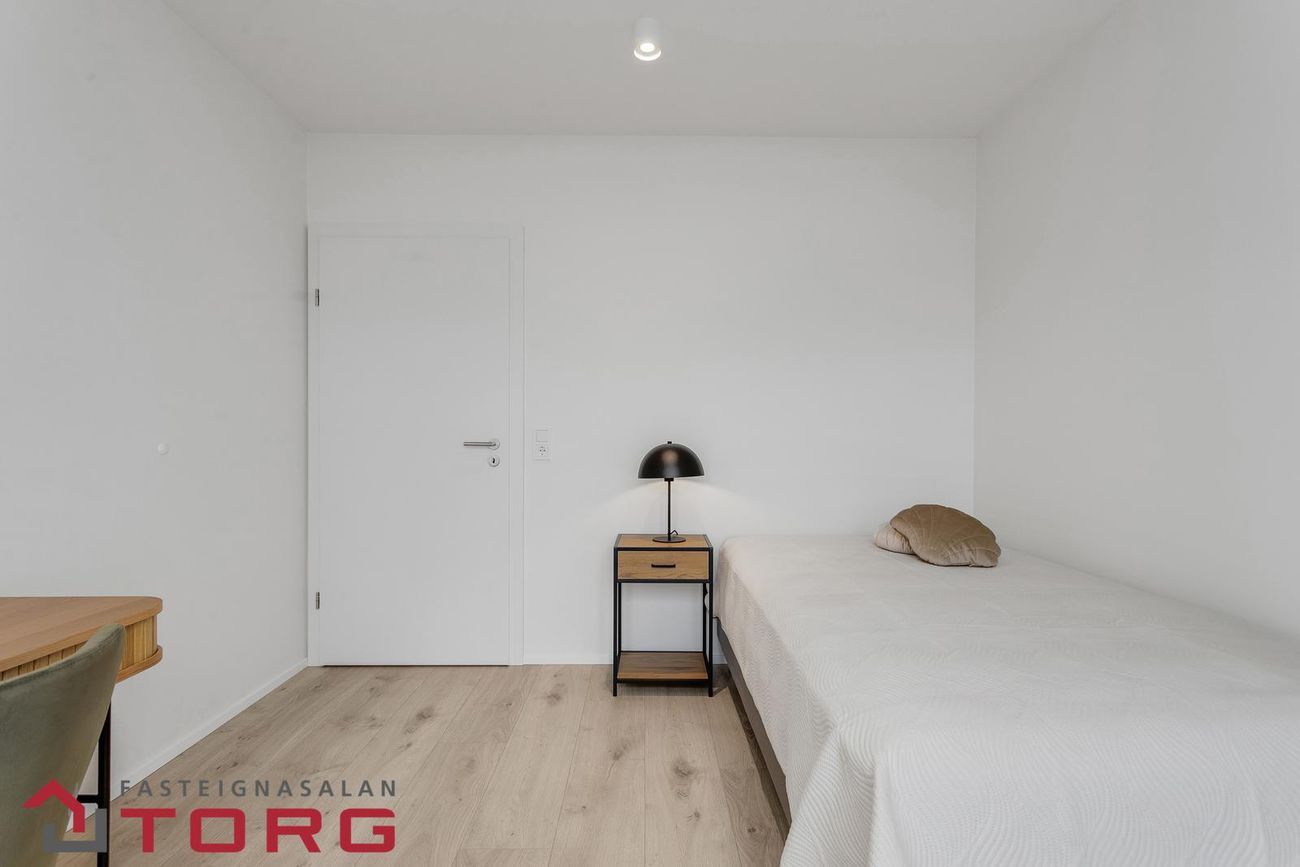 Áshamar 16 - 0208, 221 Hafnarfjörður